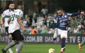 Fortaleza x Coritiba - Leão recebe o pior visitante de olho no G8