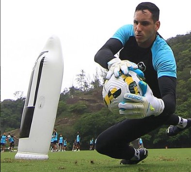 Botafogo e Gatito Fernández tentam chegar a um acordo por renovação goleiro