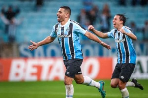 Grêmio 2 x 0 CSA - Tricolor vence fácil e fica ainda mais perto do acesso