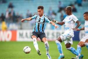Série B: Grêmio planeja estadia no RJ para amenizar desgaste em jogos fora de casa
