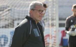 Série B: Hélio dos Anjos projeta 2023 pela Ponte Preta e sonha com título da A2