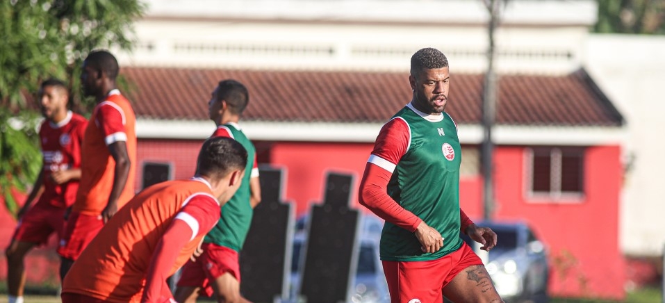 Júnior Tavares jogador do Náutico