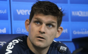 Kanemann, do Grêmio, fala sobre permanência e projeta acesso