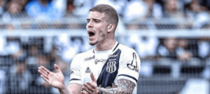 Série B: Léo Naldi comemora 70 partidas pela Ponte Preta