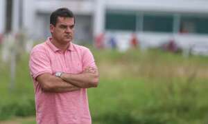 Série B: Diretoria deixa o Náutico e presidente descarta renúncia: 