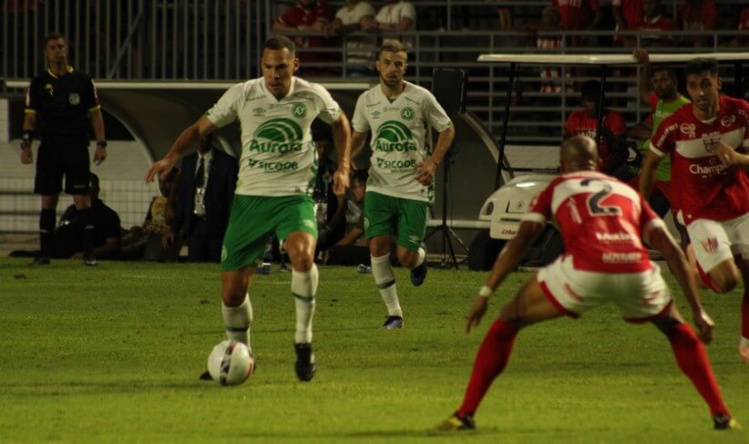 pablo oliveira volante chapecoense