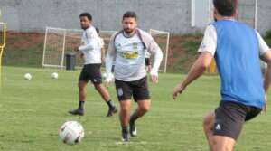 Paulista A2: Hélio dos Anjos se preocupa com Mateus Silva e Elvis na Ponte Preta