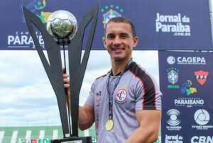 Pernambucano: Santa Cruz define Ranielle Ribeiro como treinador