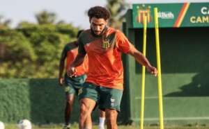 Série B: Sampaio Corrêa rescinde com lateral-esquerdo João Victor