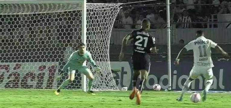 Red Bull 0 x 2 Santos