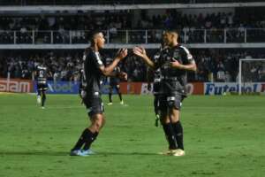 Santos 4 x 1 Juventude - Peixe atropela lanterna e respira no Brasileirão
