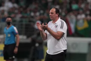 Ceni aprimora pontaria do São Paulo para evitar surpresas contra o Atlético-GO