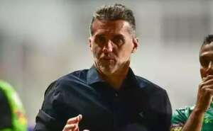 Vagner Mancini revela clima quente no intervalo contra Inter: 'Brigamos no vestiário'