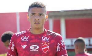 Série B: Negociação mela, volante volta ao Vila Nova, mas não pode jogar reta final