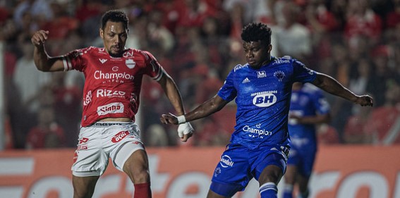 Despretensioso, Cruzeiro perde para o Vila Nova