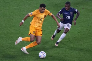 Holanda 1 x 1 Equador  - Com o empate entre os europeus e sul-americanos, o Catar está fora Copa do Mundo