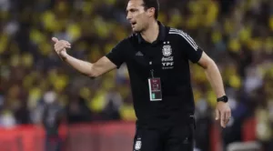 Scaloni nega problemas de preparo físico na Argentina: 'A maioria está bem'