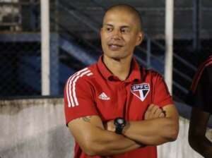 Nome ganha força nas últimas horas e Alex deve ser o novo treinador do Avaí