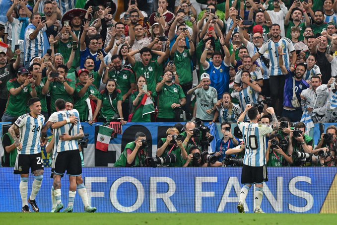Jogadores da Argentina cantam música com provocação ao Brasil após