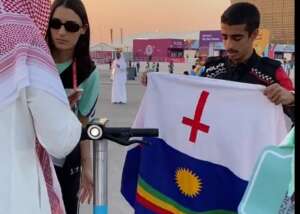 Guarda do Catar confunde bandeira de Pernambuco com símbolo LGBT+ e reprime jornalista