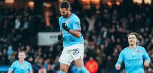 COPA DA LIGA INGLESA: Arsenal é eliminado pelo Brighton; City bate Chelsea