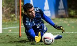 Cruzeiro empresta goleiro ao Água Santa e rescinde contrato com jovem atacante