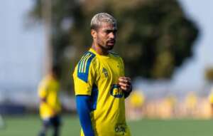 Mineiro: Cruzeiro foi condenado a pagar R$ 300 mil ao meia Marcinho, ex-Guarani