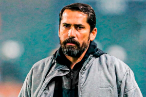 Técnico Gustavo Morinigo desembarca no Ceará e visita estrutura