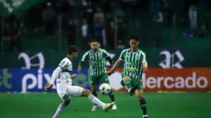 Juventude 0 x 1 Coritiba - Régis marca no fim e Coxa respira!