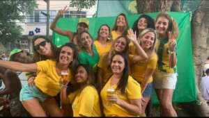 Organizadas, mulheres reforçam a torcida brasileira no Catar
