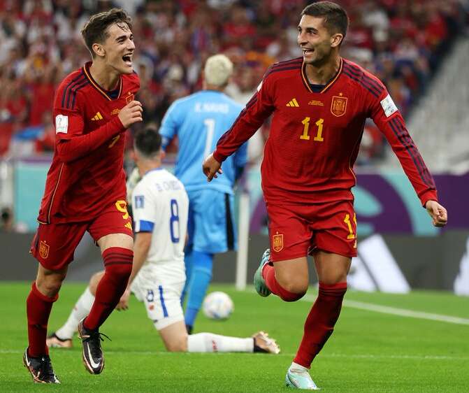 Goleada na Copa: Espanha 7 x 0 Costa Rica