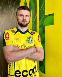 Paulistão: Mirassol anuncia zagueiro ex-Brusque que estava no radar da Chapecoense