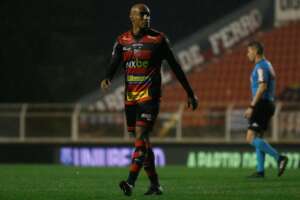 Paulistão: Revelado pelo Corinthians, zagueiro deixa a Ferroviária