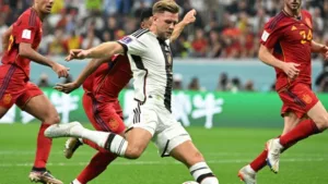 Füllkrug põe vitória como obrigação para Alemanha: 'Vencer a todo custo'