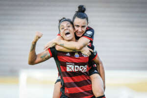 LADIES CUP: Com gol no final do segundo tempo, Flamengo supera Internacional e garante título