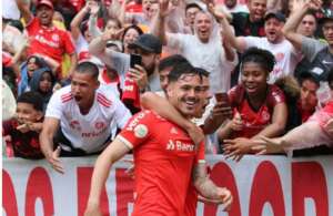 Abel Ferreira vê rivais fortes em 2023 e desafio 'alto' ao Palmeiras