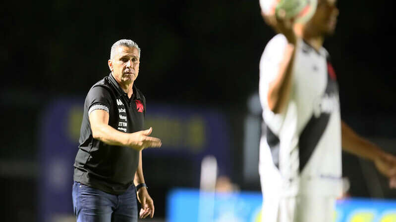 Jorginho, técnico do Vasco