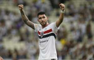 Argentino Nahuel Bustos é o sexto jogador a deixar o elenco do Sâo Paulo