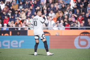 FRANCÊS: Neymar marca gol e dá assistência em vitória do PSG por 2 a 1 sobre o Lorient