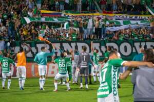 Perotti faz avaliação da Chapecoense na Série B: 'Sensação de dever cumprido'