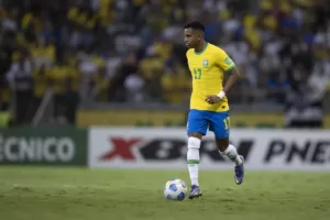 Rodrygo tem ascensão fulminante na hierarquia da seleção e pode substituir Neymar