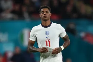 Rashford diz que Inglaterra evoluiu com Southgate e minimiza provocação de Gales