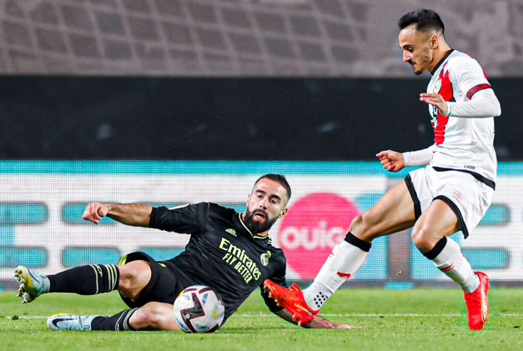 ESPANHOL: Real Madrid perde invencibilidade e liderança fica com o Barcelona