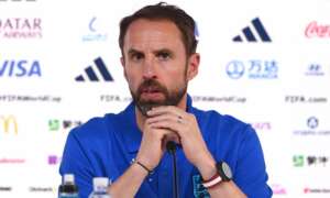 Southgate cita rivalidade e pede que Inglaterra 'iguale espírito' dos galeses