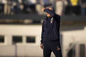 Tite veta registro de imagens em treino da seleção, mas dá pistas sobre formação