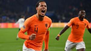 Van Dijk evita polêmica e analisa Brasil sem Firmino: 'Deve ser muito forte'