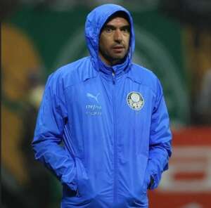 'Esse grupo foi montado para fazer história', diz Abel Ferreira