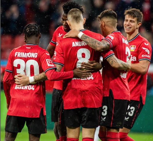 ALEMÃO: Bayer Leverkusen goleia Unión Berlin; Freiburg vence e assume 2º lugar
