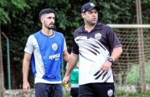 Paulista A2: Vitória nos acréscimos dá sobrevida a Gustavo Marciano no Comercial