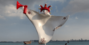 Copa do Mundo: Torcedor catari comemora o sucesso da abertura